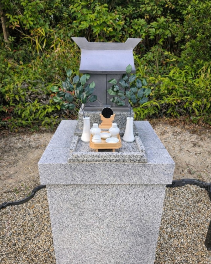 淡路島の一棟貸別荘　古淡　地の神様